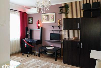 Garsonieră în Titan