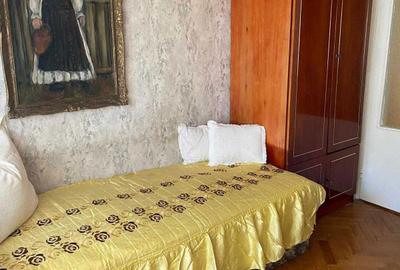 Apartament cu 3 camere decomandat în Nufărul - 8