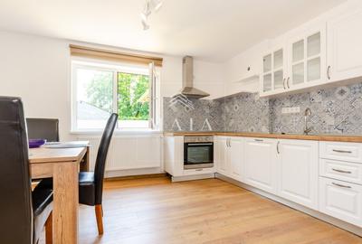 Casa individuala cu 4 camere, 2 bai,  renovata, zona Trei Stejari-Centru Casa individuala cu 4 camere, 2 bai,  renovata, zona Trei Stejari-Centru - 3