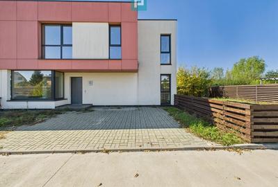 Casă modernă cu 3 dormitoare și curte spațioasă în Corbeanca - 2