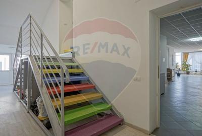 Spațiu comercial, de 520 mp, în Uzina 2 - 22