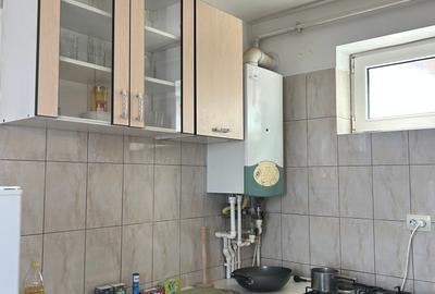 Apartament cu 2 camere semidecomandat în Dacia