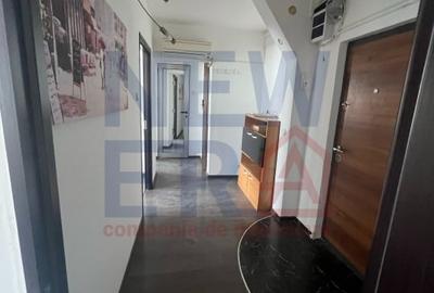 Apartament cu 2 camere semidecomandat, mobilat în Sălăjan