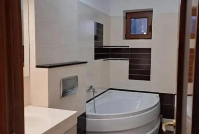 Inchiriez camera in apartament - 1