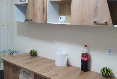 Apartament cu 2 camere semidecomandat în Central - 1