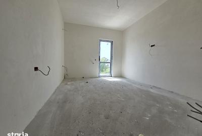 Casă cu 6 camere cu Teren 250 Mp în Central - 12