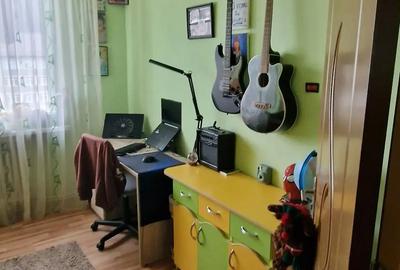 Apartament cu 3 camere decomandat în Precista - 9