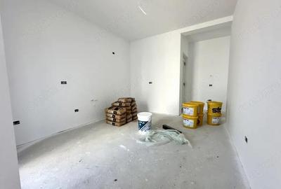 Casă cu 4 camere cu Teren 238 Mp în Giarmata