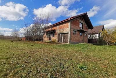 Casa la rosu cu 3 dormitoare, garaj si bransamente utilitati, Harman - 15