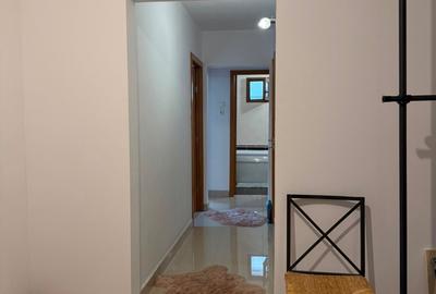 Apartament cu 3 camere decomandat în Crângași