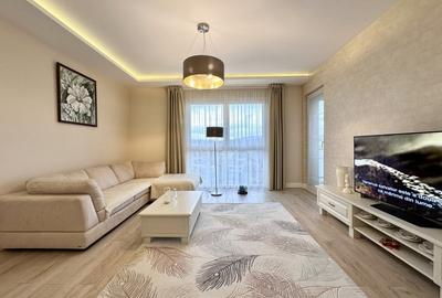 Apartament cu 3 camere semidecomandat, mobilat în Central