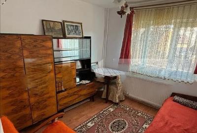 Inchiriez apartament 2 camere Nufarul - Lotus center - 2