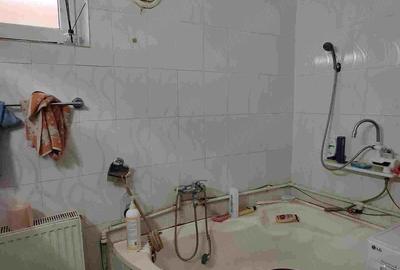 Casă cu Teren 555 Mp în Central - 1