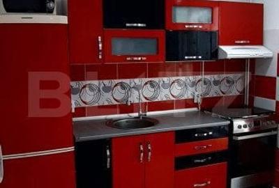 Casă cu 4 camere cu Canalizare în Central - 3