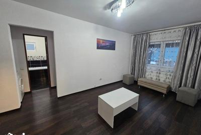 Apartament cu 3 camere decomandat în Central - 9