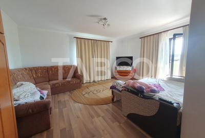 Casa 5 camere 3 bai 2 terase garaj magazie de vanzare 180 mp utili - 11