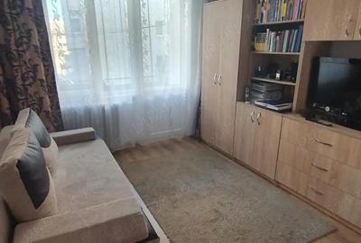 Apartament cu trei camere, etajul 1 - 8