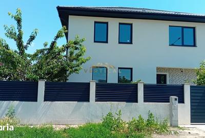 Casă cu 4 camere cu Teren 320 Mp în Berceni - 10