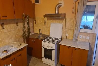 Casă cu 4 camere cu Teren 180 Mp în Central - 7