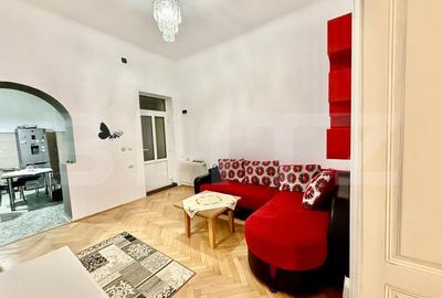 Apartament de vanzare cu 3 camere- zona Centru - 3