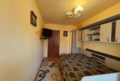 Vanzare apartament 3 camere, situat in Targu Jiu, Aleea Plopilor - 8