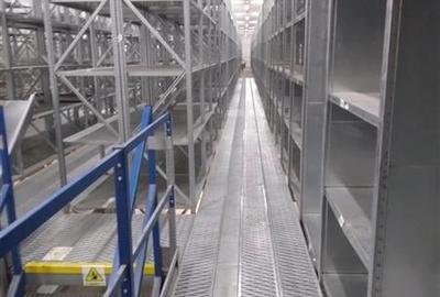 Spatiu depozitare - 650 mp - parcare platforma betonat - 9