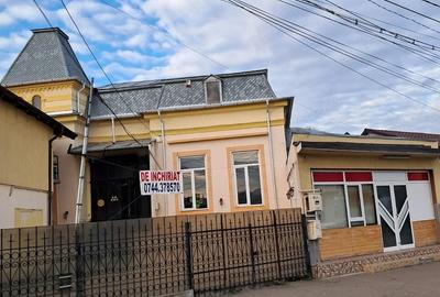 Casă cu Teren 300 Mp în Central - 5