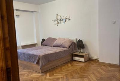 Apartament cu 4 camere decomandat, mobilat în Victoriei - 2