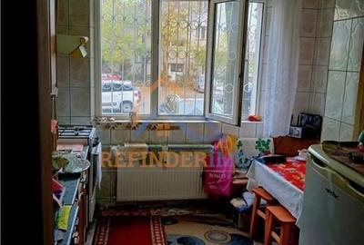 Apartament de vanzare cu 3 camere, zona Dristor - 4