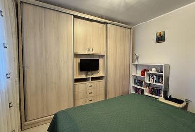 Apartament cu 4 camere decomandat în Casa de Cultură - 3