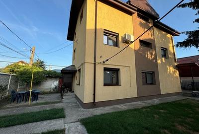 Vila Individuala 7 Camere 4 Locuri de Parcare Curte - 1