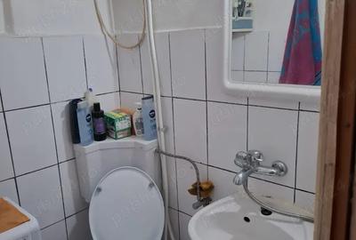 Garsonieră decomandată în Central - 2