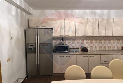 VANZARE Apartament cu 3 camere in zona Voluntari - 7