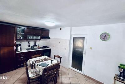 Casă cu 4 camere cu Teren 151 Mp în Macea - 1