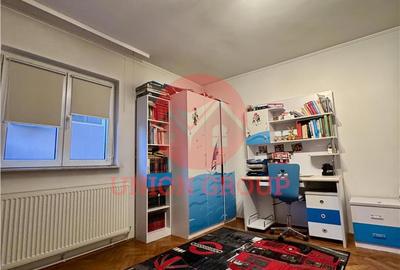 Casă cu 6 camere cu Canalizare în Tomis II - 2