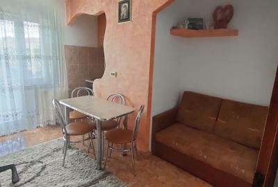 Apartament cu 2 camere decomandat în Central - 2