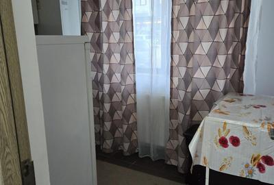 Garsonieră decomandată, mobilată în Cug - 3