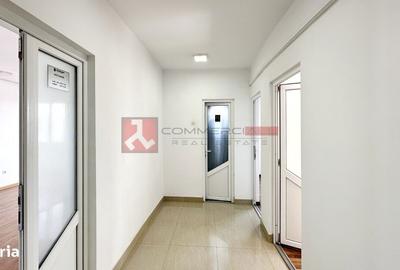 Spațiu comercial, de 70 mp, în Centrul Civic - 4