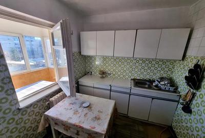 Apartament cu 3 camere decomandat în Central - 10