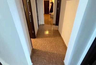 Apartament cu 3 camere decomandat în Calea București - 1