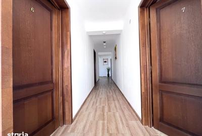 Casă cu 8 camere cu Teren 400 Mp în Limanu - 10