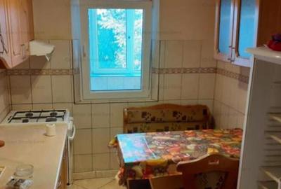 Apartament cu 3 camere decomandat în Călărași - 1