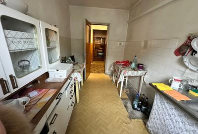 Apartament cu 3 camere decomandat în Piața Nouă - 4