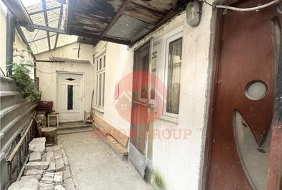 Casa la Super Pret, Amplasare Excelenta in Zona Casa de Cult - 11