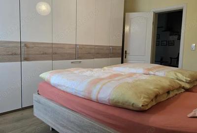 Casă cu 5 camere cu Teren 665 Mp în Central - 1