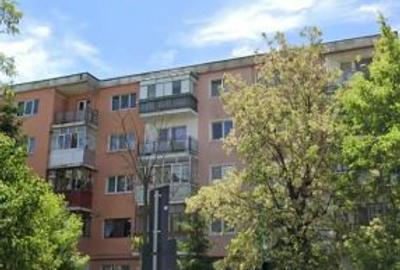 Vind apartament 2 camere sfantu-gheroghe