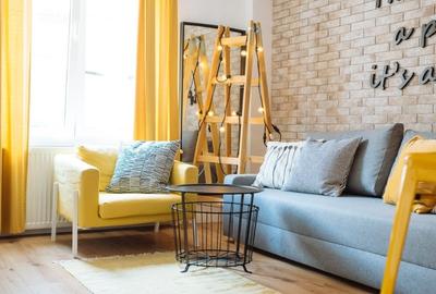 Apartament cu 2 camere semidecomandat, mobilat în Universitate