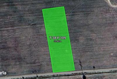 Teren de 3300 mp, în Șimnicu de Sus