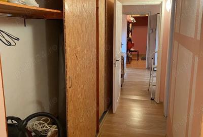 Inchiriez apartament 3 camere, semidecomandat, Astra - 1