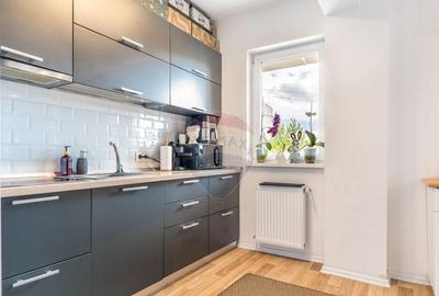 Apartament 2 camere de vanzare, in zona linistita, comisi...